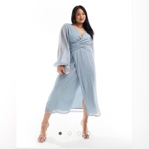 Pretty Lavish Curve knot front plisse midaxi